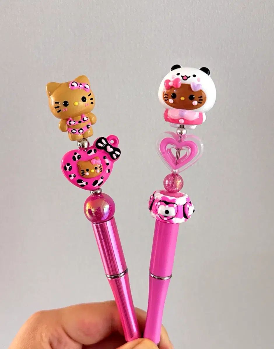 ピンクハローキティボール 꾸 태닝ハローキティ タンハローキティ