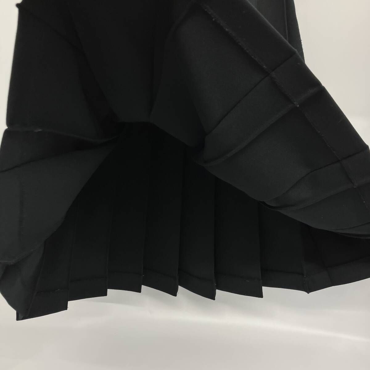 COMME des GARCONS/コムデギャルソン／スカート/23年製／OX-T023