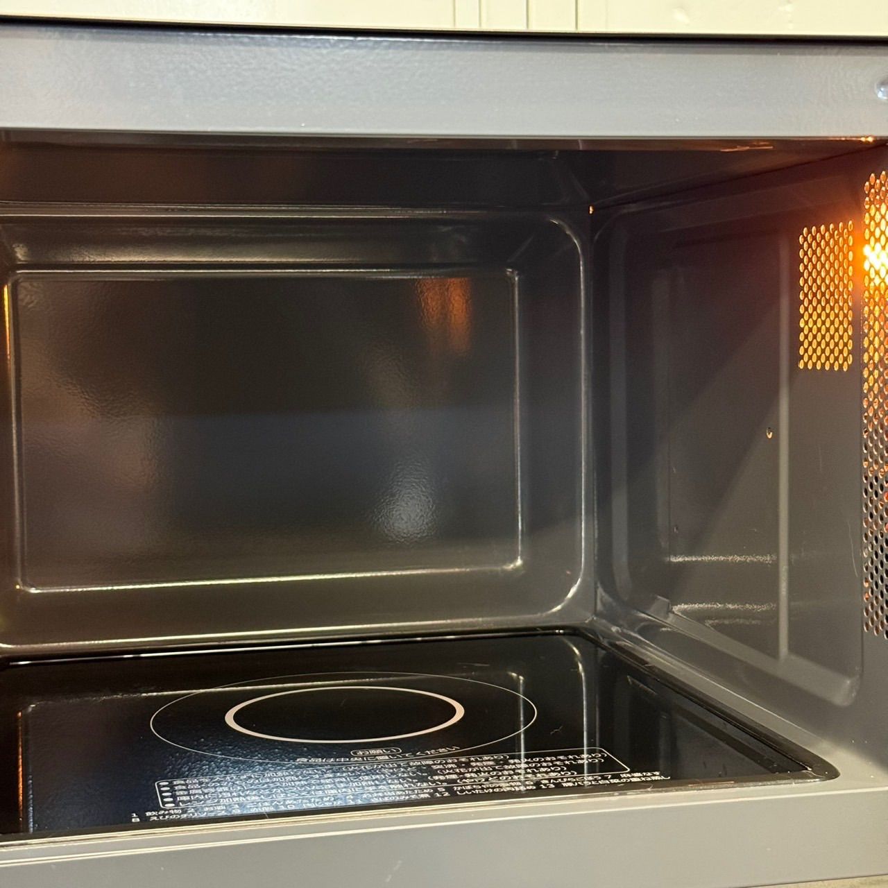 ∞送料込！美品 2024年製 YAMAZEN 山善 電子レンジ PPRV-F230V-BK 23L