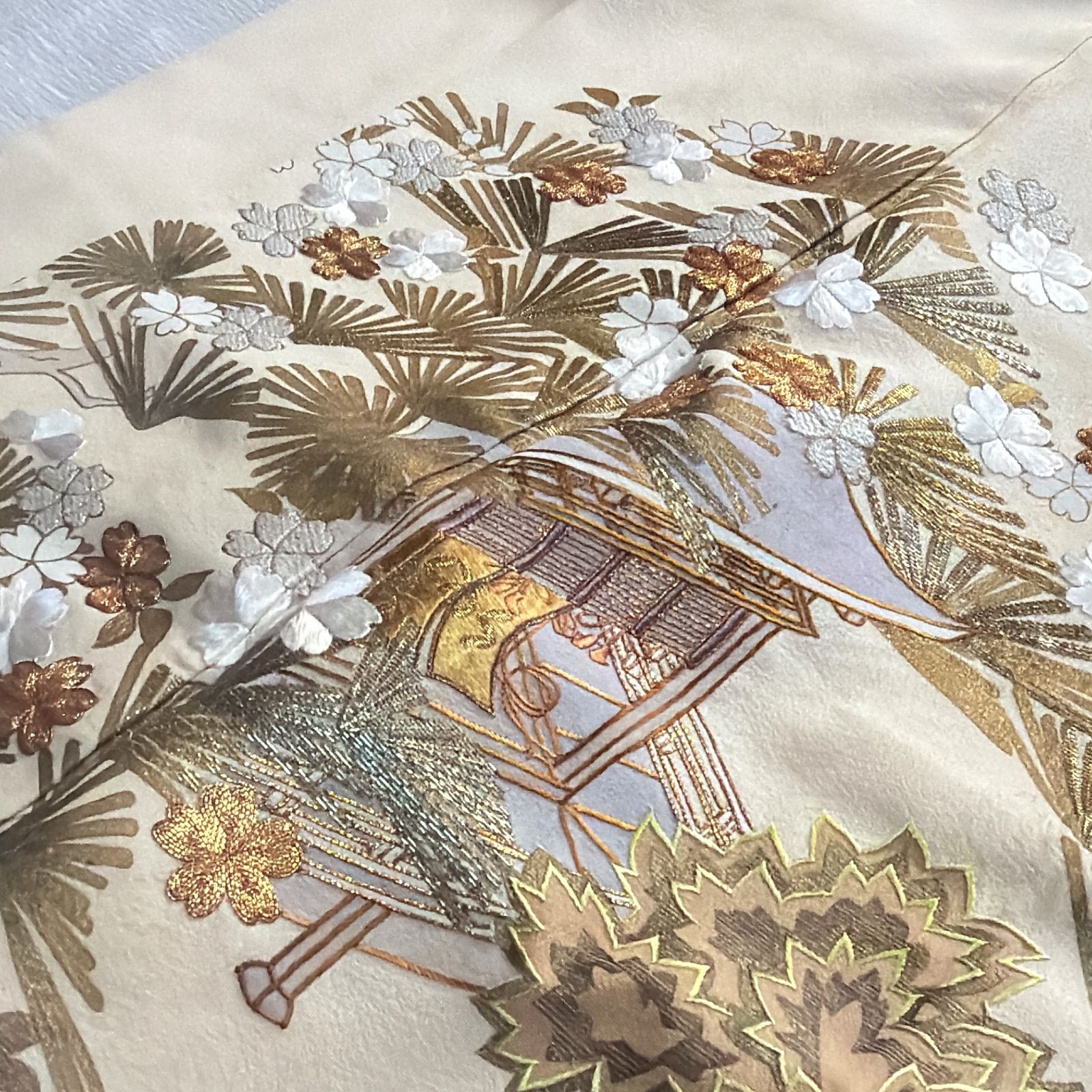 千總 伊勢丹 色留袖 三つ紋 セット 正絹 刺繍 - メルカリ