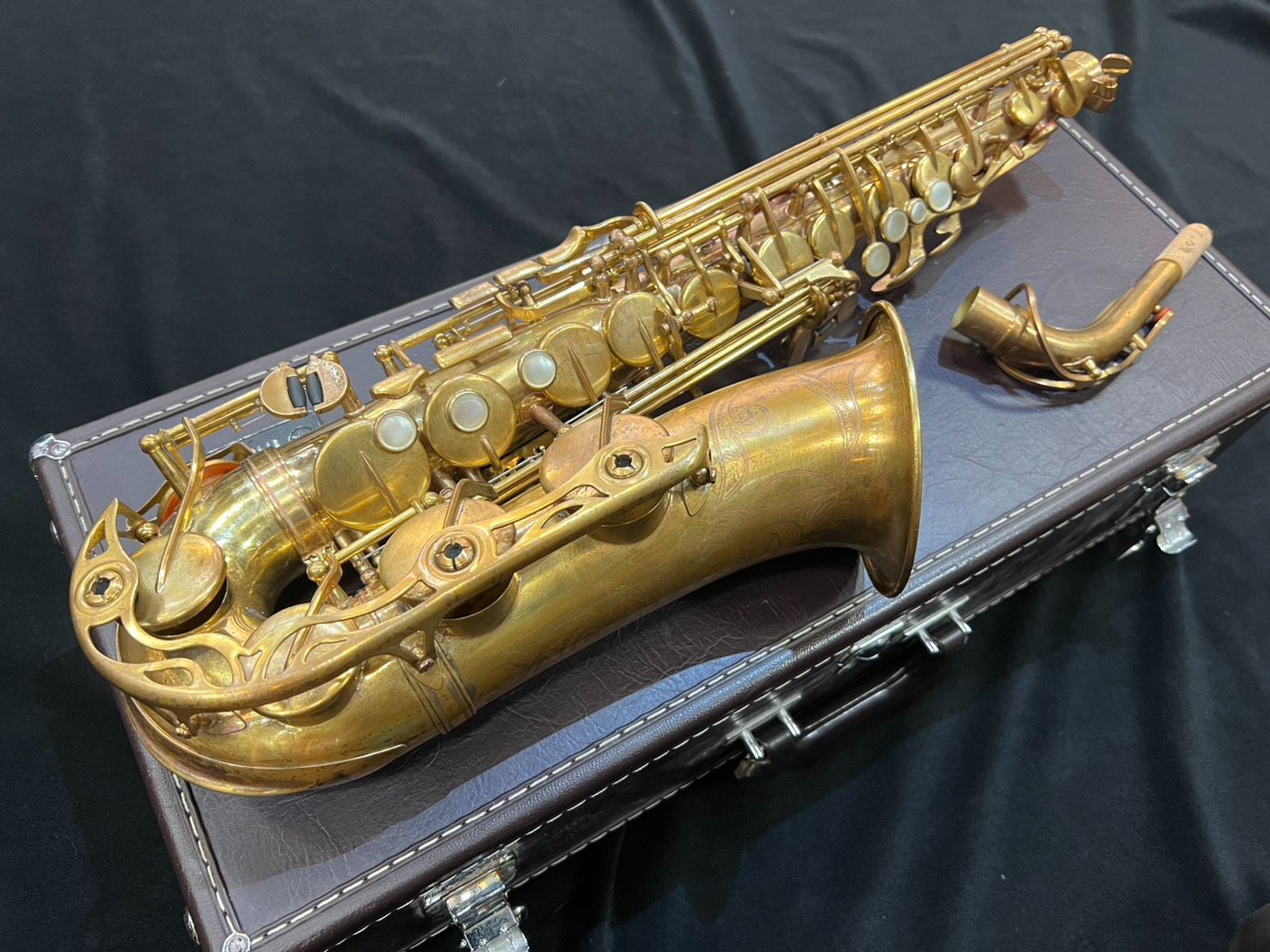ヤマハ　YAS-62　アルトサックス　Jガード　ノーラッカー硫化いぶし化仕上げ【中古】