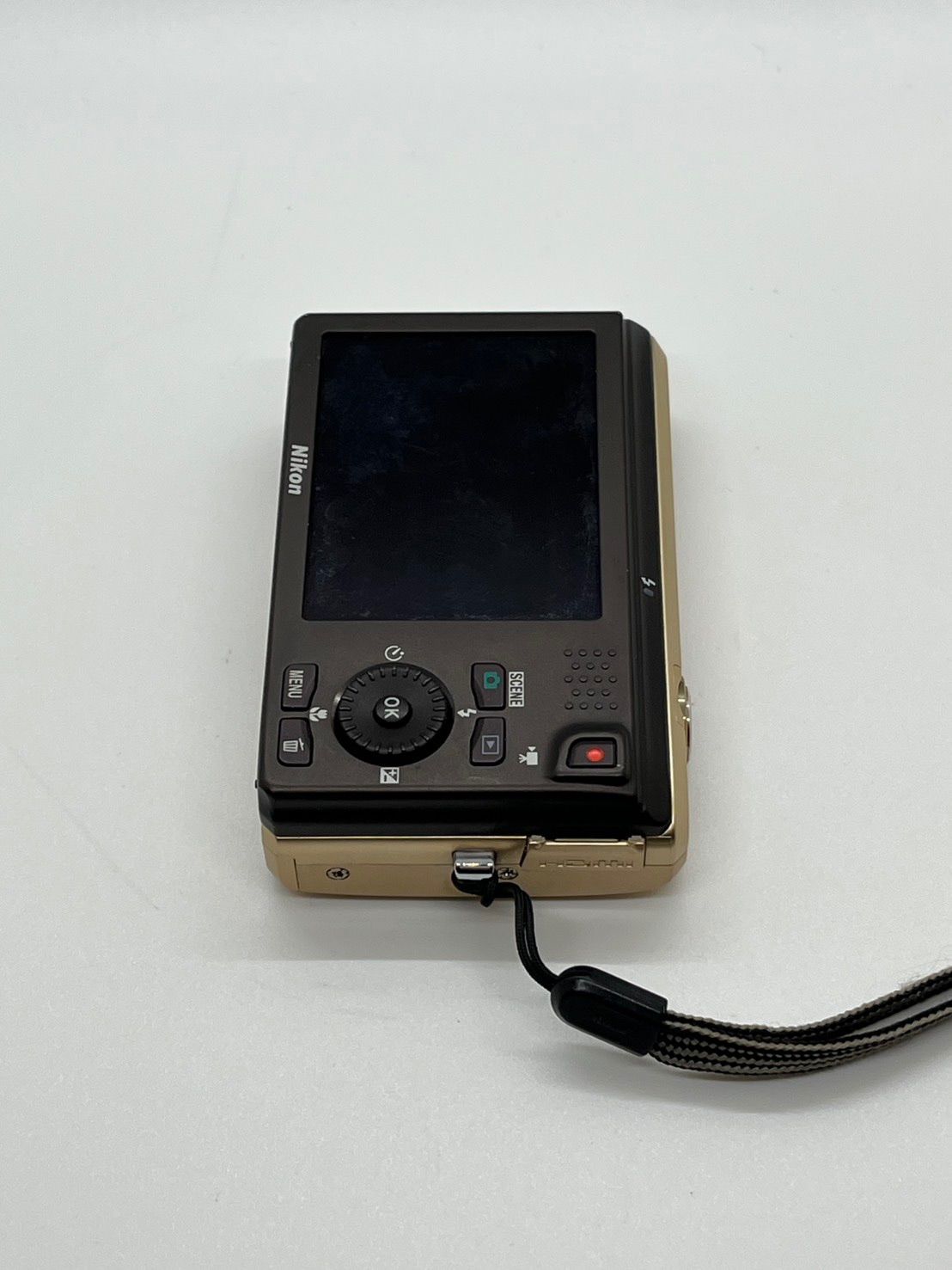 0361 Nikon COOLPIX S6300 ゴールド デジカメ 動作確認済み 【ネ