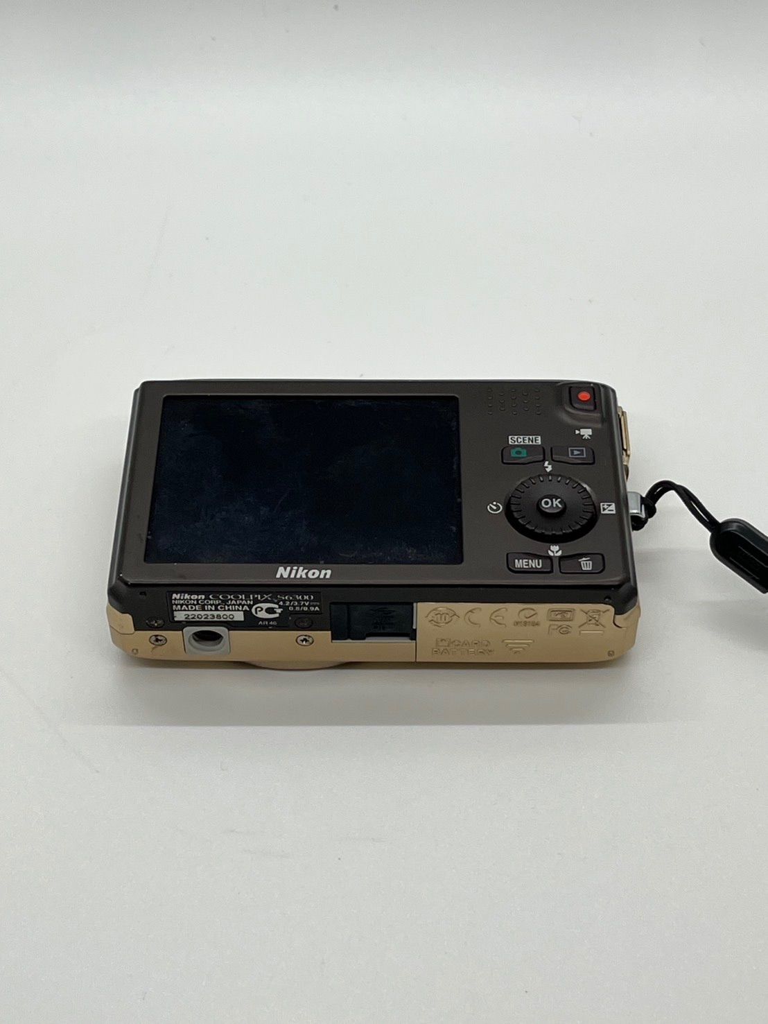 0361 Nikon COOLPIX S6300 ゴールド デジカメ 動作確認済み 【ネ
