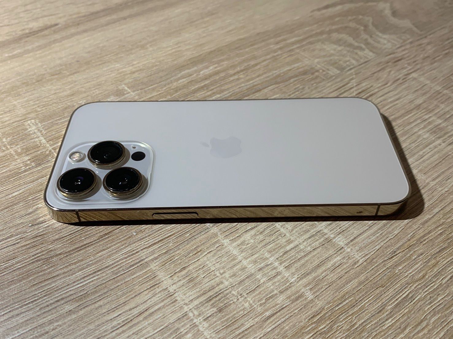 iPhone 13 Pro 512GB ゴールド ジャンク品 - メルカリ