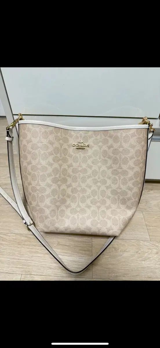 COACH コーチ 正規品 シグネチャー(cignature) バケットバッグ large(ラージ) ベージュ
