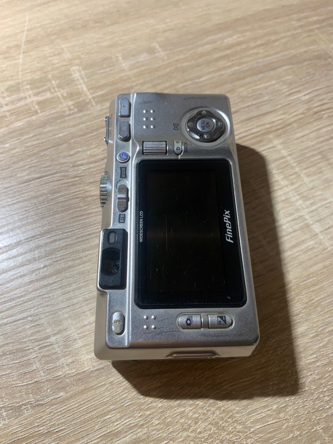 0429 FUJIFILM FINEPIX F810 シルバー デジカメ 【ネ】 - メルカリ