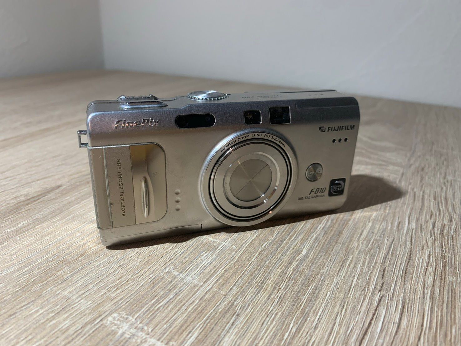 0429 FUJIFILM FINEPIX F810 シルバー デジカメ 【ネ】 - メルカリ