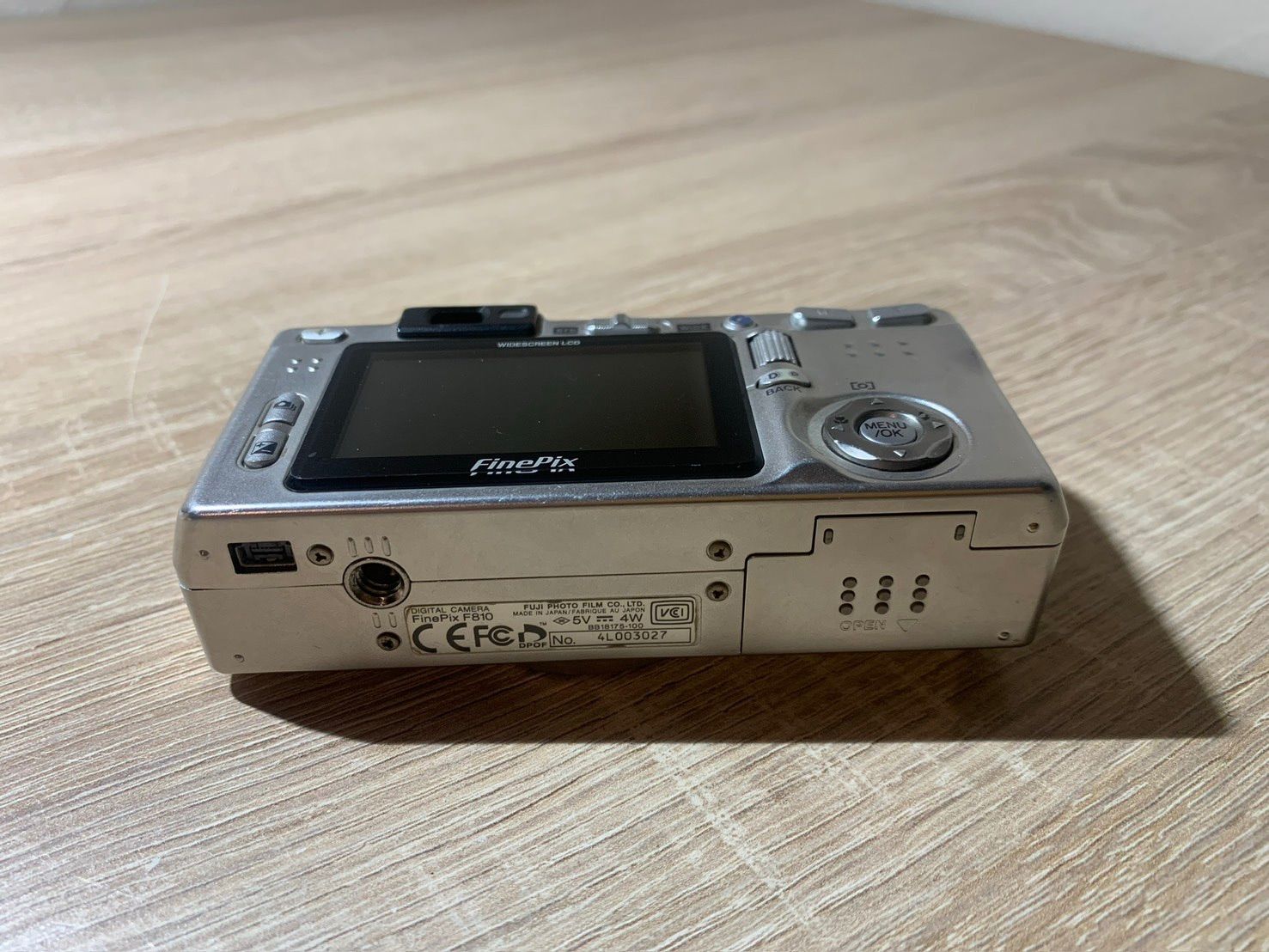 0429 FUJIFILM FINEPIX F810 シルバー デジカメ 【ネ】 - メルカリ