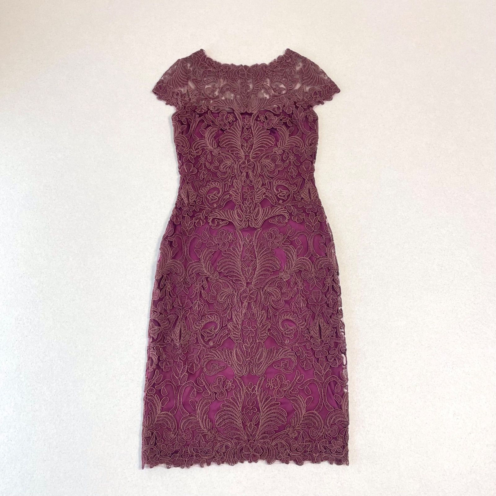 TADASHI SHOJI タダシショージ 美シルエット シンメトリーレース TADASHI SHOJI タダシショージ 美シルエット シンメトリーレース