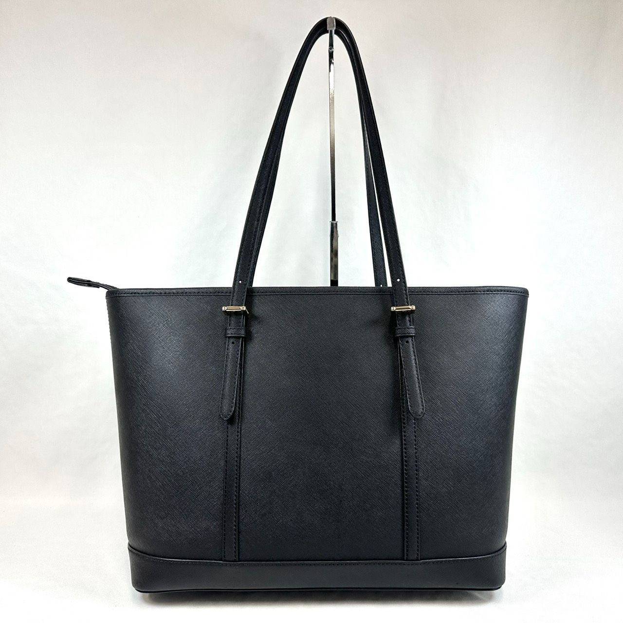 【美品】マイケルコース 2way ショルダーバッグ サフィアーノ 金ロゴ 黒 マイケルコース ショルダーバッグ 2way サフィアーノ レザー 黒
