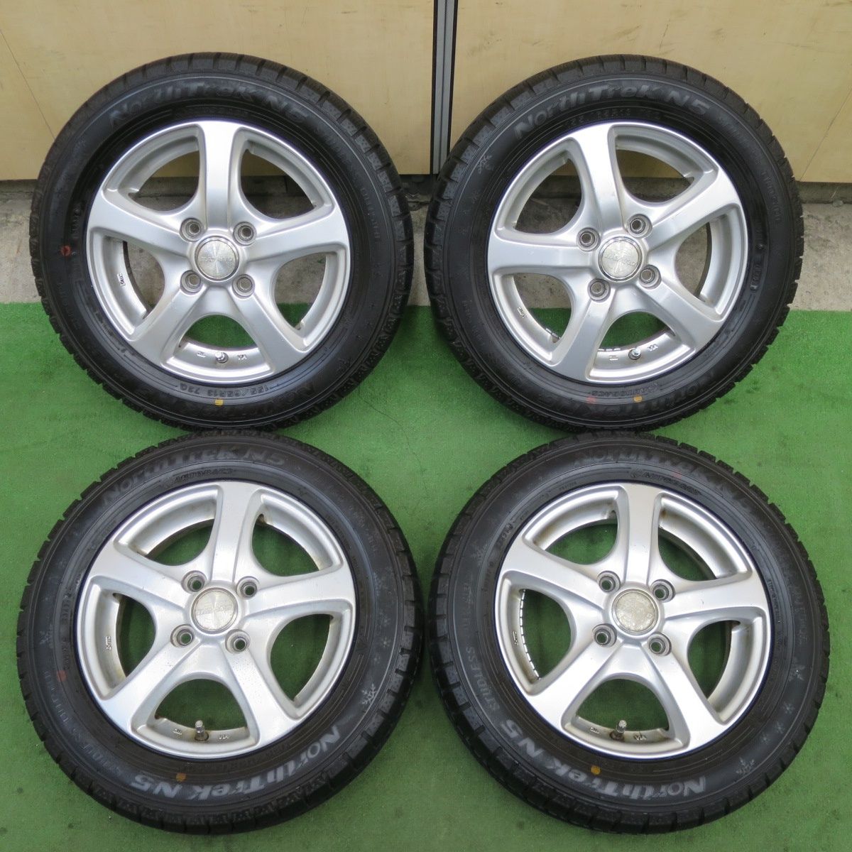 バリ溝！24年！ほぼ10分★スタッドレス 155/65R13 オートバックス ノーストレック N5 HAYANO ハヤノ 13インチ PCD100/4H★6042702TTス