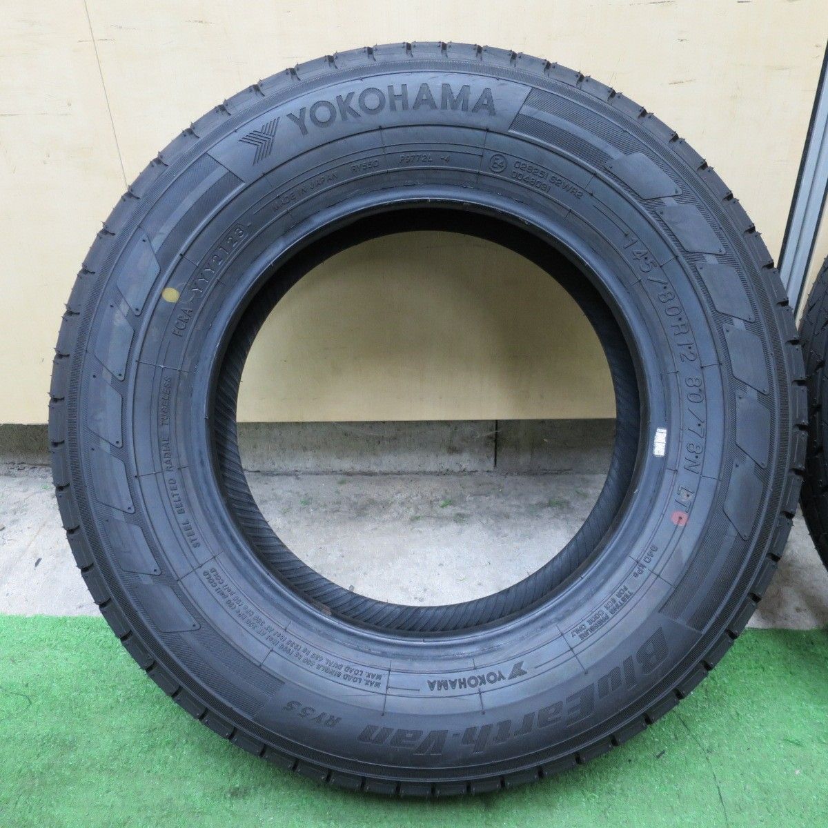 新車外し！23年☆145/80R12 80/78N ヨコハマ BluEarth-Van RY55 ブルー 