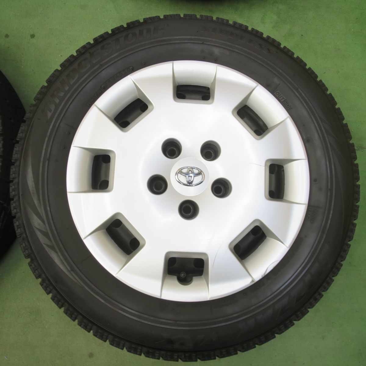 4本価格☆トヨタ アイシス 純正 スチール 195/65R15 スタッドレス 