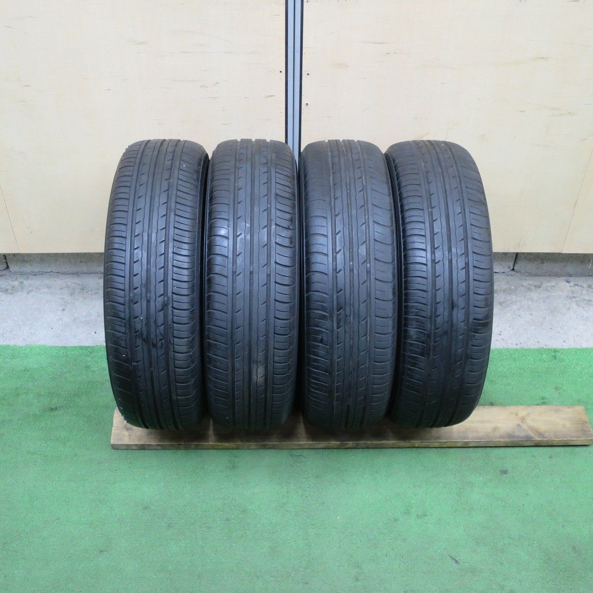 4本価格☆155/65R13 ヨコハマ BluEarth-ES ES32 Laffite LE-03 ラ 