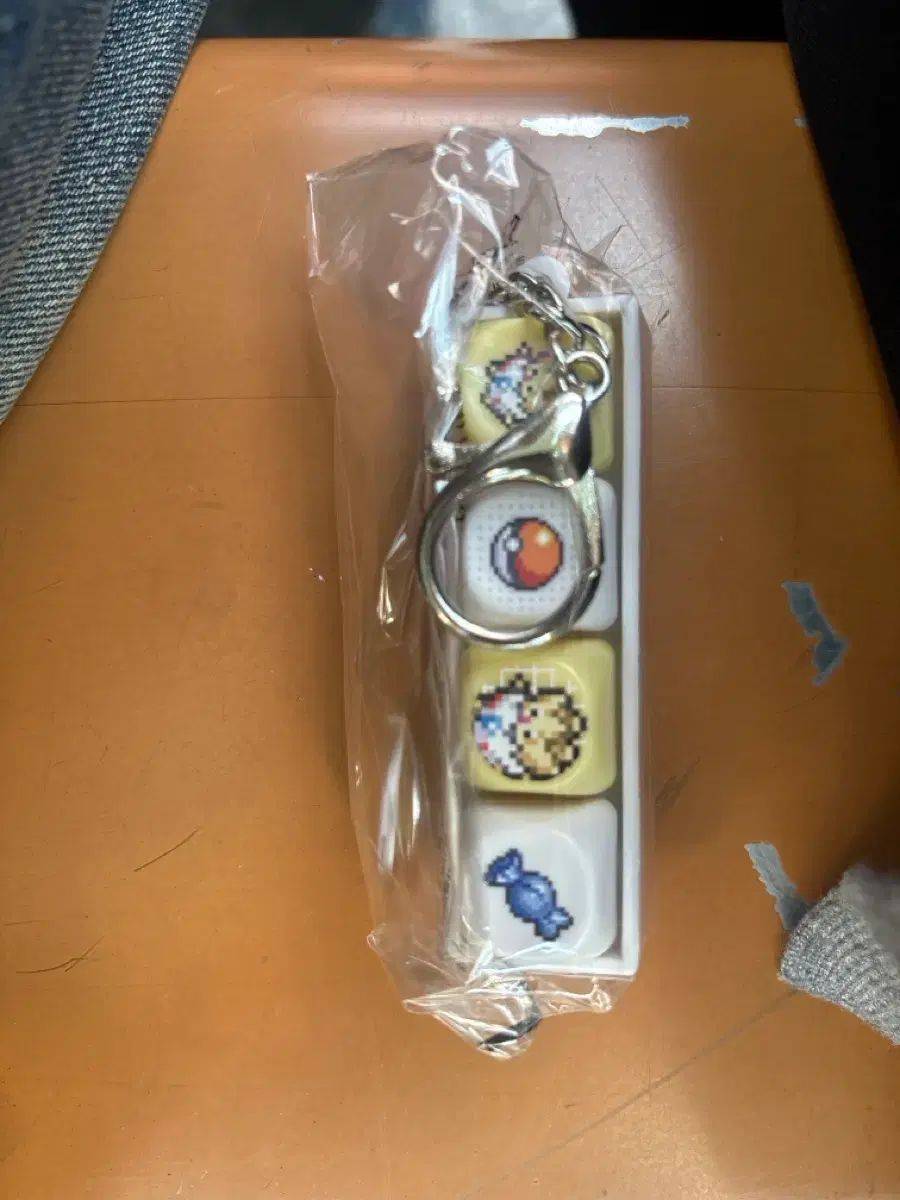 オリーブヤング ポケットモンスター コラボ タルケピ キーキャップ 新品