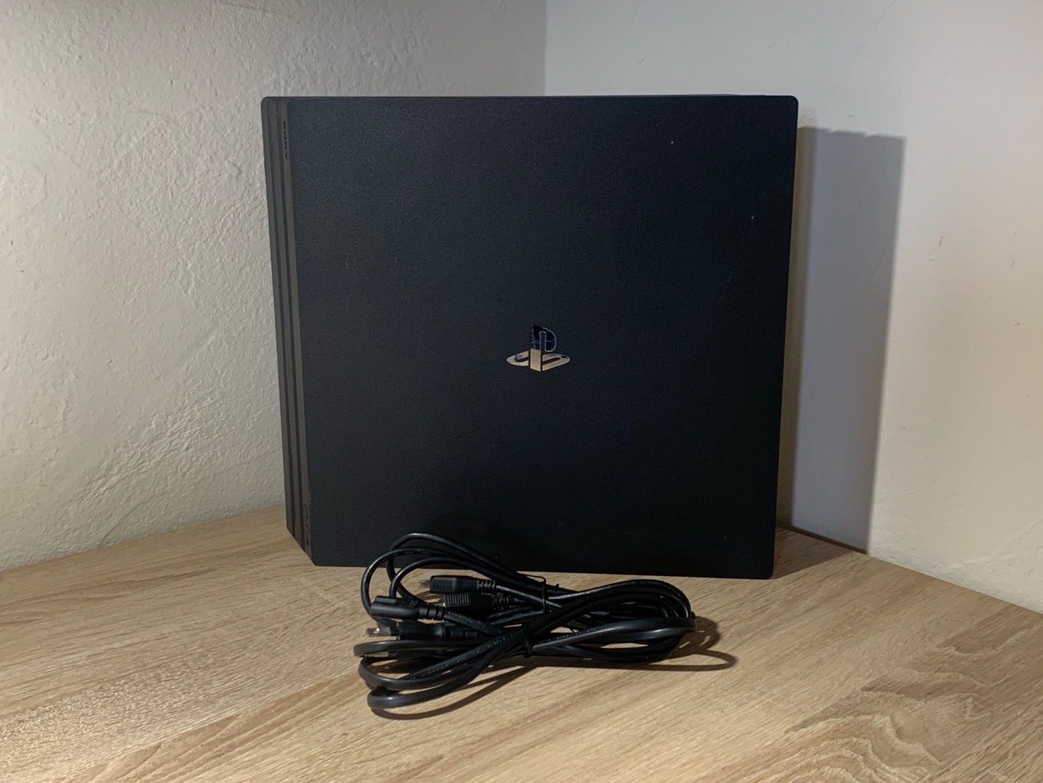 0525 PlayStation 4 Pro 1TB CUH-7200B ブラック 動作確認済み 【宅】