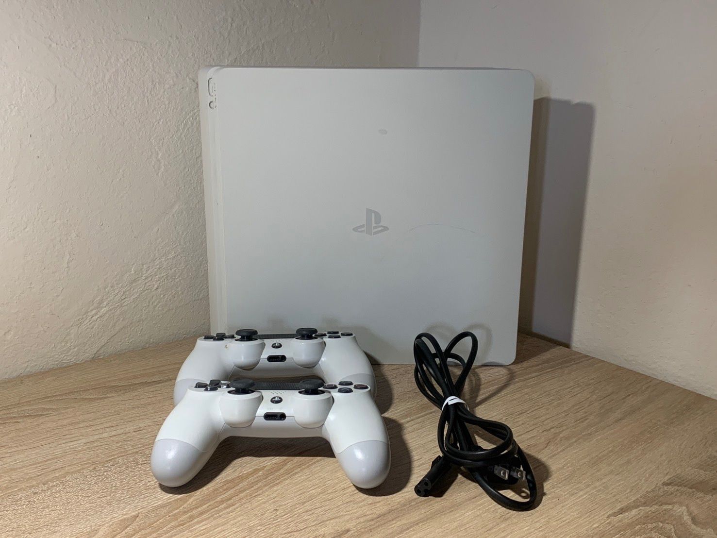 0487 PlayStation 4 CUH-2200A ホワイト 動作確認済み 【宅】 - メルカリ