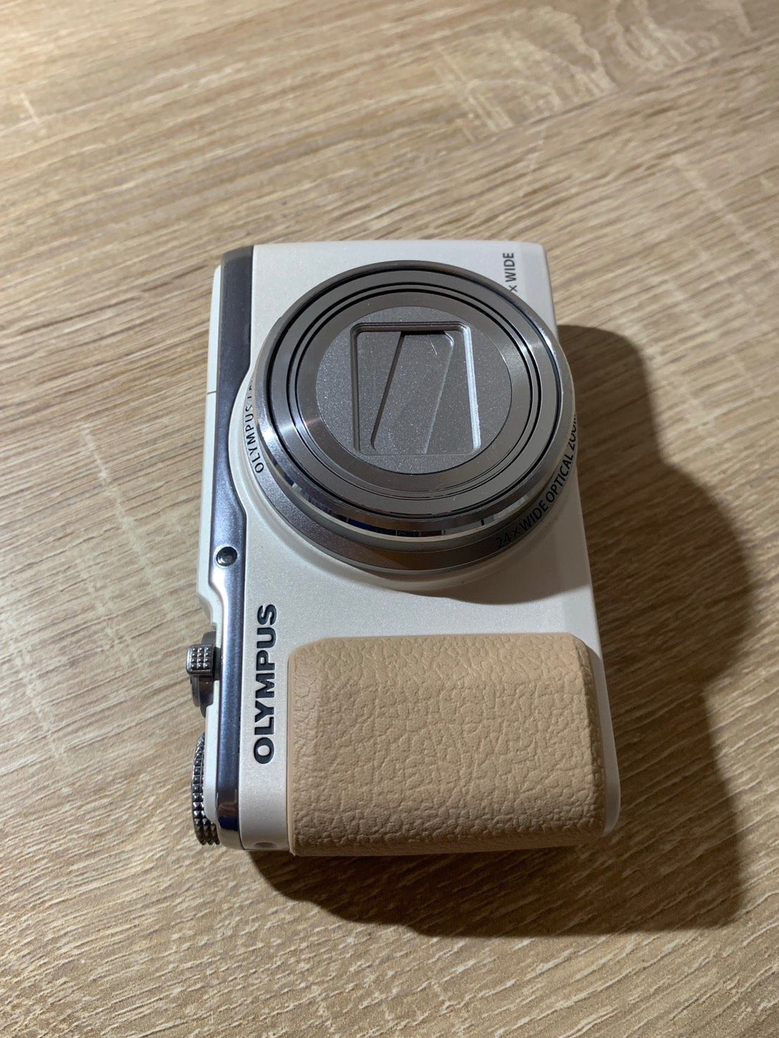 0402 OLYMPUS STYLUS SH-60 ホワイト デジカメ 動作確認済み 【コ