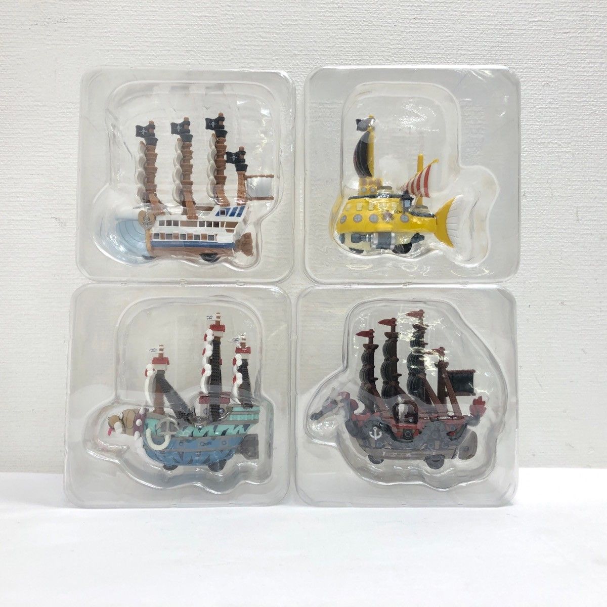 POP MART One Piece - The Grand Line Series Vehicles ポップマート 