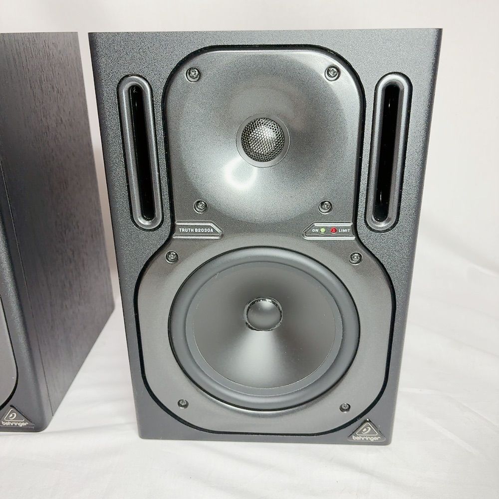 BEHRINGER TRUTH B2030A スタジオモニター パワードスピーカー