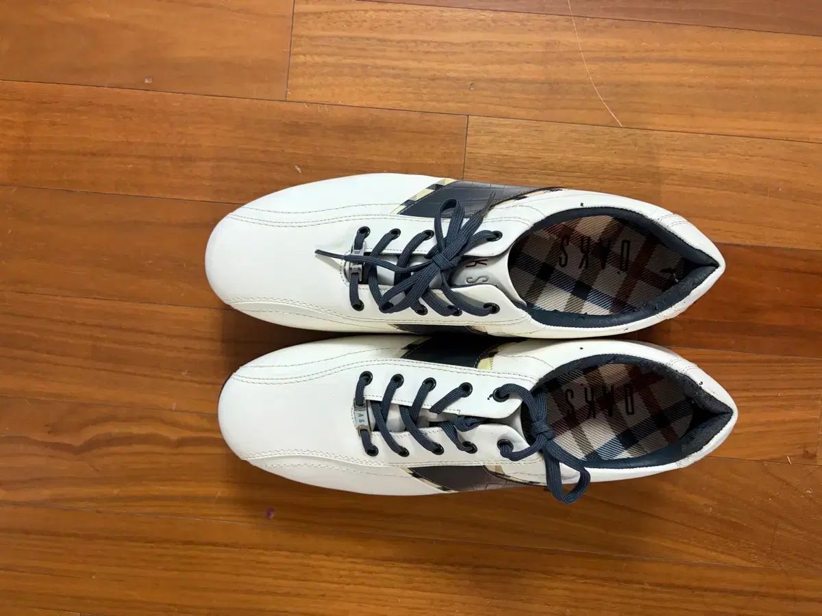 ダックス ゴルフ CHECK ゴルフシューズ 275 + 正規品 ケース / 実際に着用 1回
