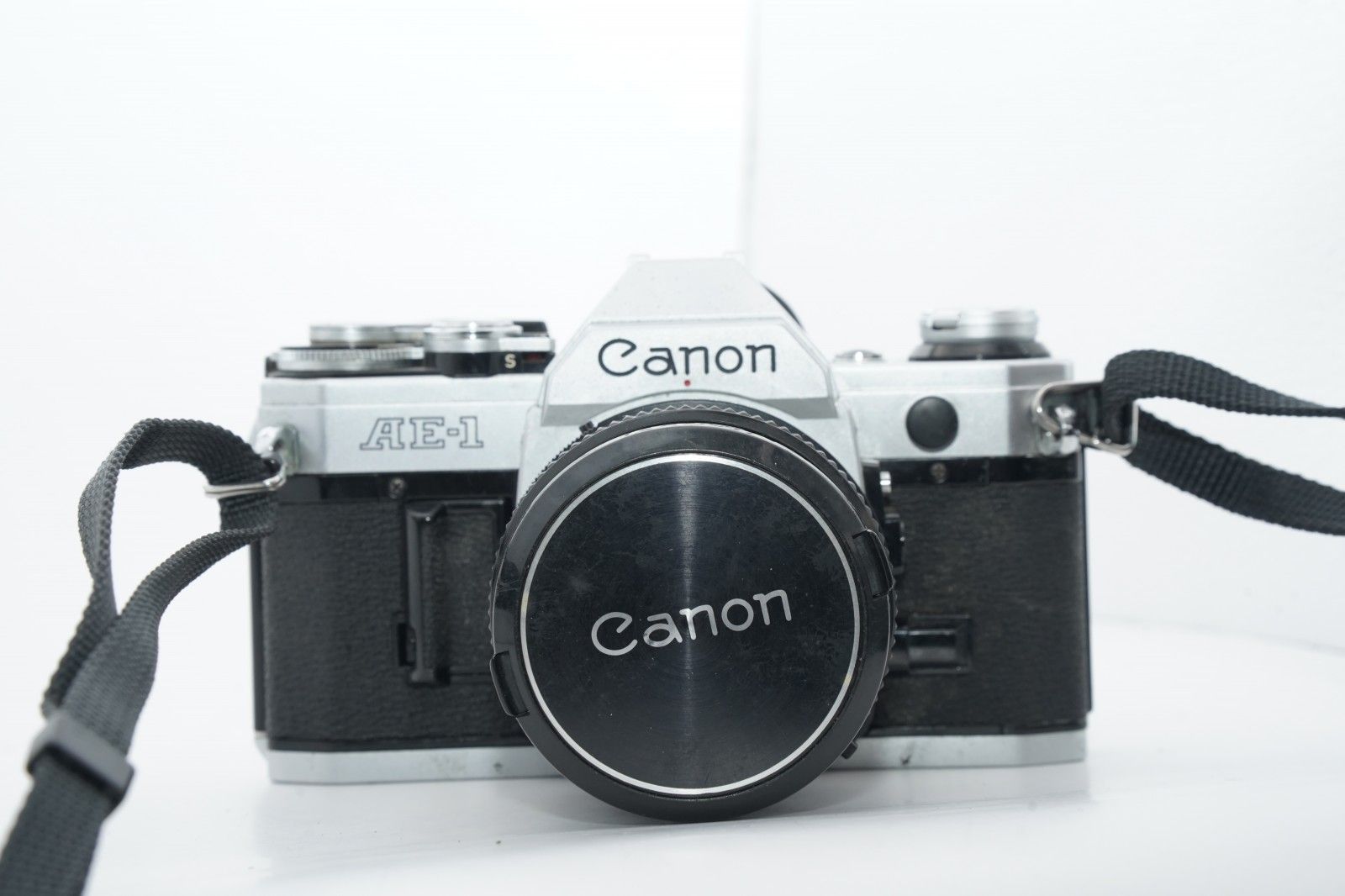Canon AE-1/Canon LENS FD 50mm 1:1.8 sato205