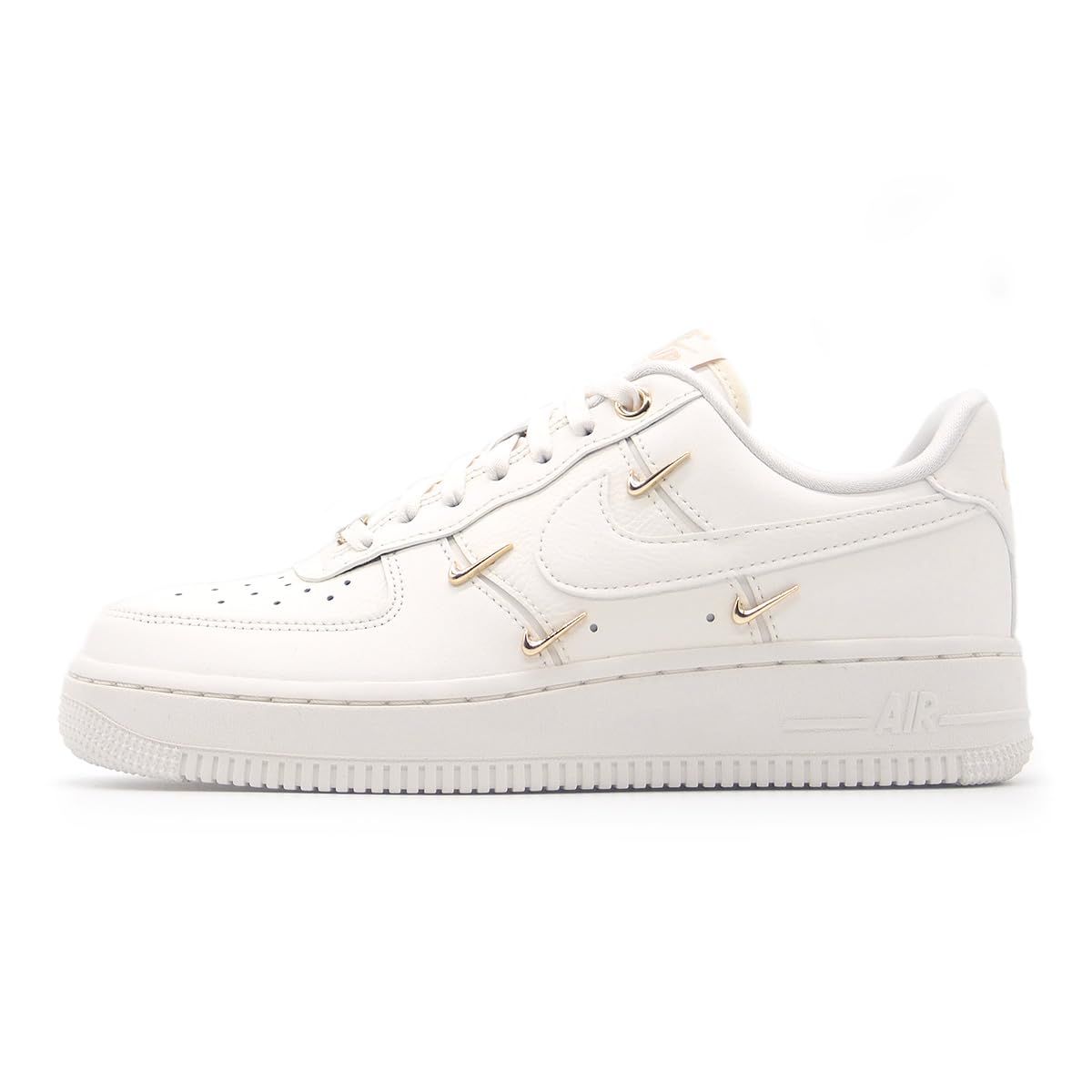 [ナイキ] WMNS AIR FORCE 1 '07 LX SAIL/SAIL-METALLIC GOLD fv3654-111 ウィメンズ エアフォース ワン '07 LX (24.5 cm) [並行輸入品] [ホワイト] [24.5 cm]