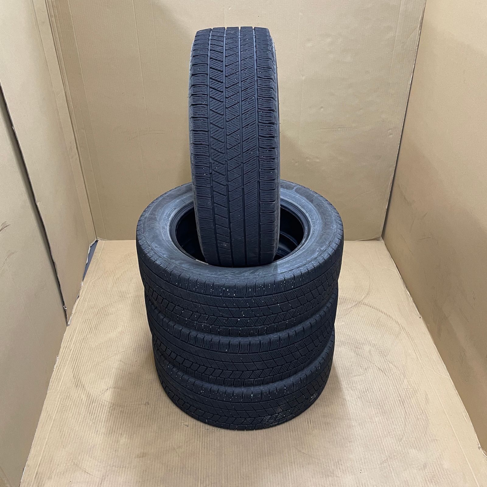 中古】ブリヂストン ブリザック VRX3 205/60R16 4本 - メルカリ