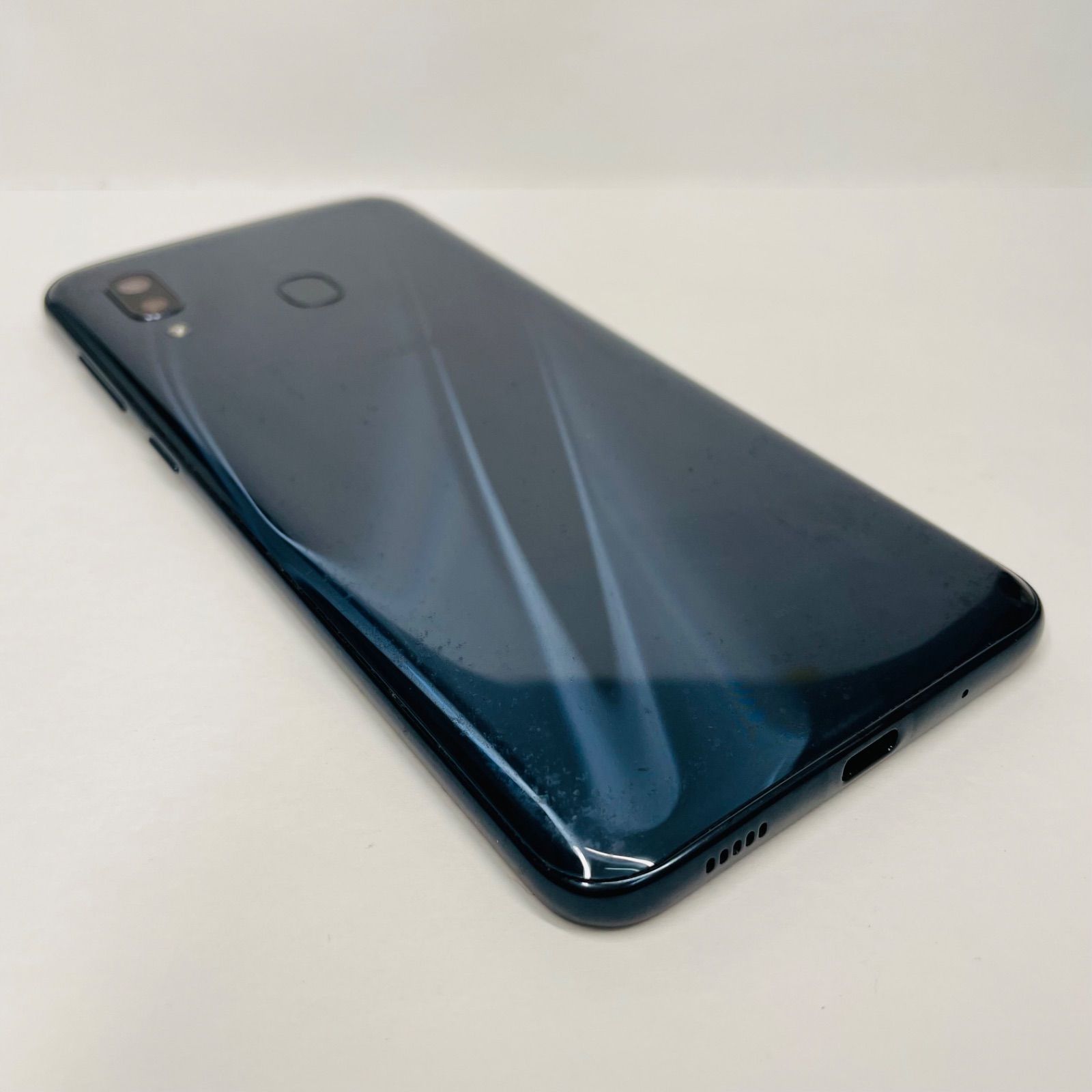 GALAXY A30 シムフリー 美品 Galaxy A30 SCV43 SIMフリー スマホ