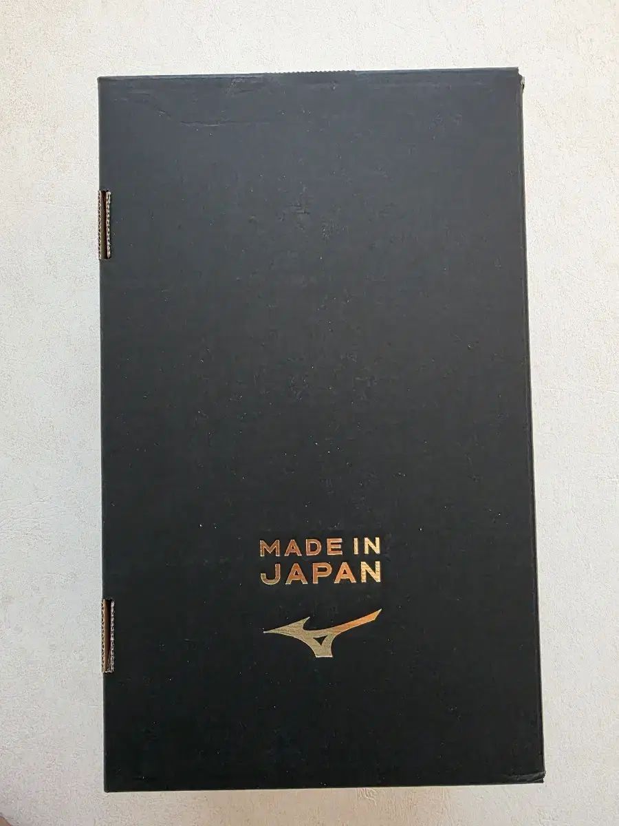 モレリア NEO4 jpn 新品