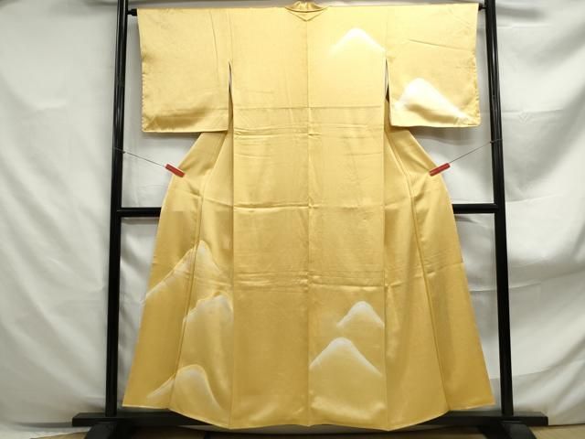 平和屋着物●訪問着　エ霞雪芝花蝶文　暈し染め　金彩　金通し地　正絹　逸品　DABB9665du 平和屋着物□訪問着 刺繍 霞重ね山文 暈し染め 正絹 逸品 DABF4870qa