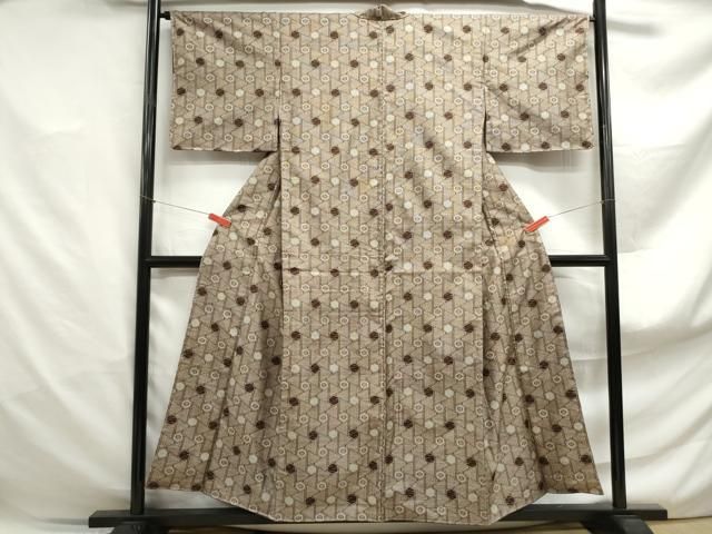 平和屋着物●極上　本場大島紬　割込み絣　松葉文　逸品　CYAA4778s6 平和屋本店□極上 本場大島紬 割り込み絣 舞蝶花文 黒地 逸品 未使用