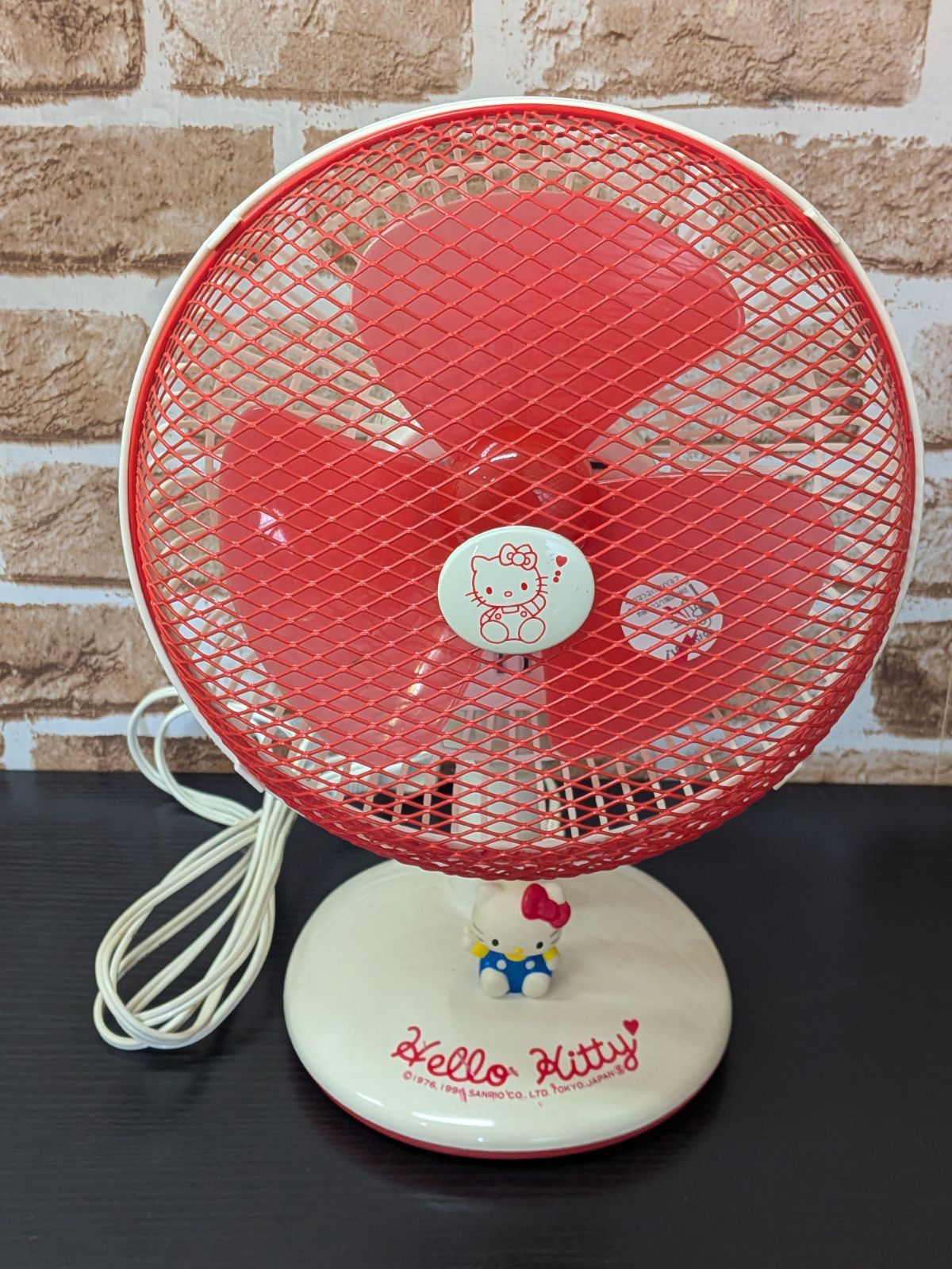 動作確認済】希少 サンリオ ハローキティ ミニ卓上扇風機 レトロ 外箱