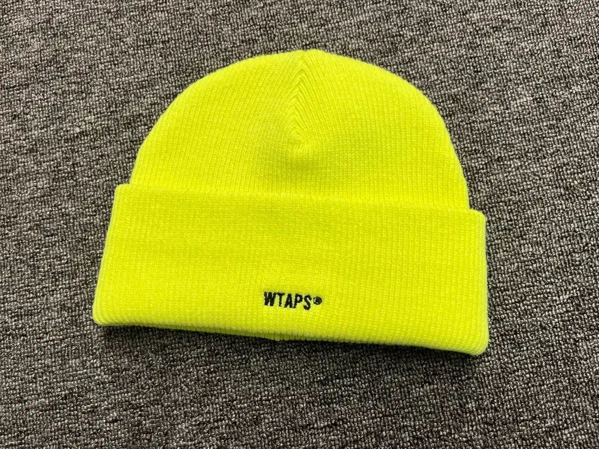 WTAPS ダブルタップス 蛍光 ビーニー