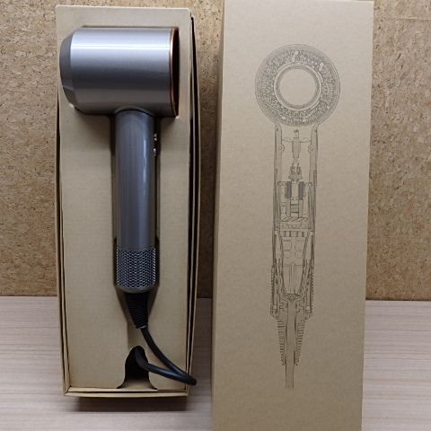 美品 Dyson ヘアドライヤー HD08 BNBC AM - メルカリ