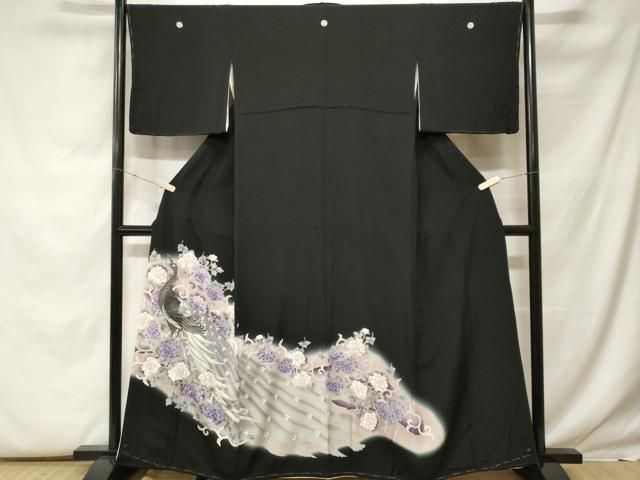 平和屋着物□豪華黒留袖 刺繍 孔雀花唐草文 暈し染め 銀彩 正絹 逸品