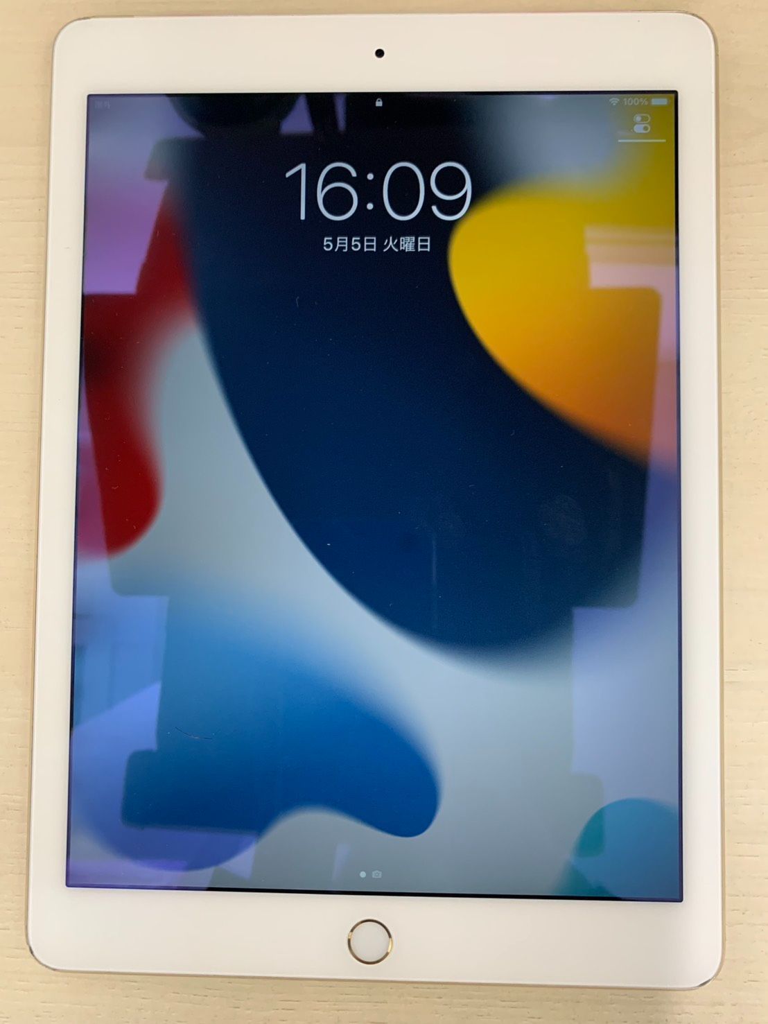 iPad Air2 64GB ジャンク品 - メルカリ
