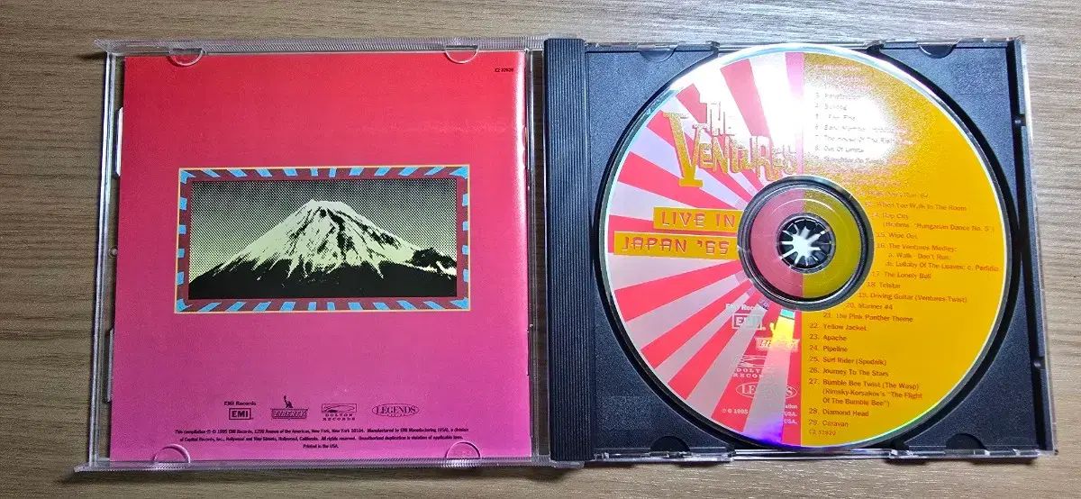 The Ventures (ベンチャーズ) Live in Japan ' 65 CD - メルカリ