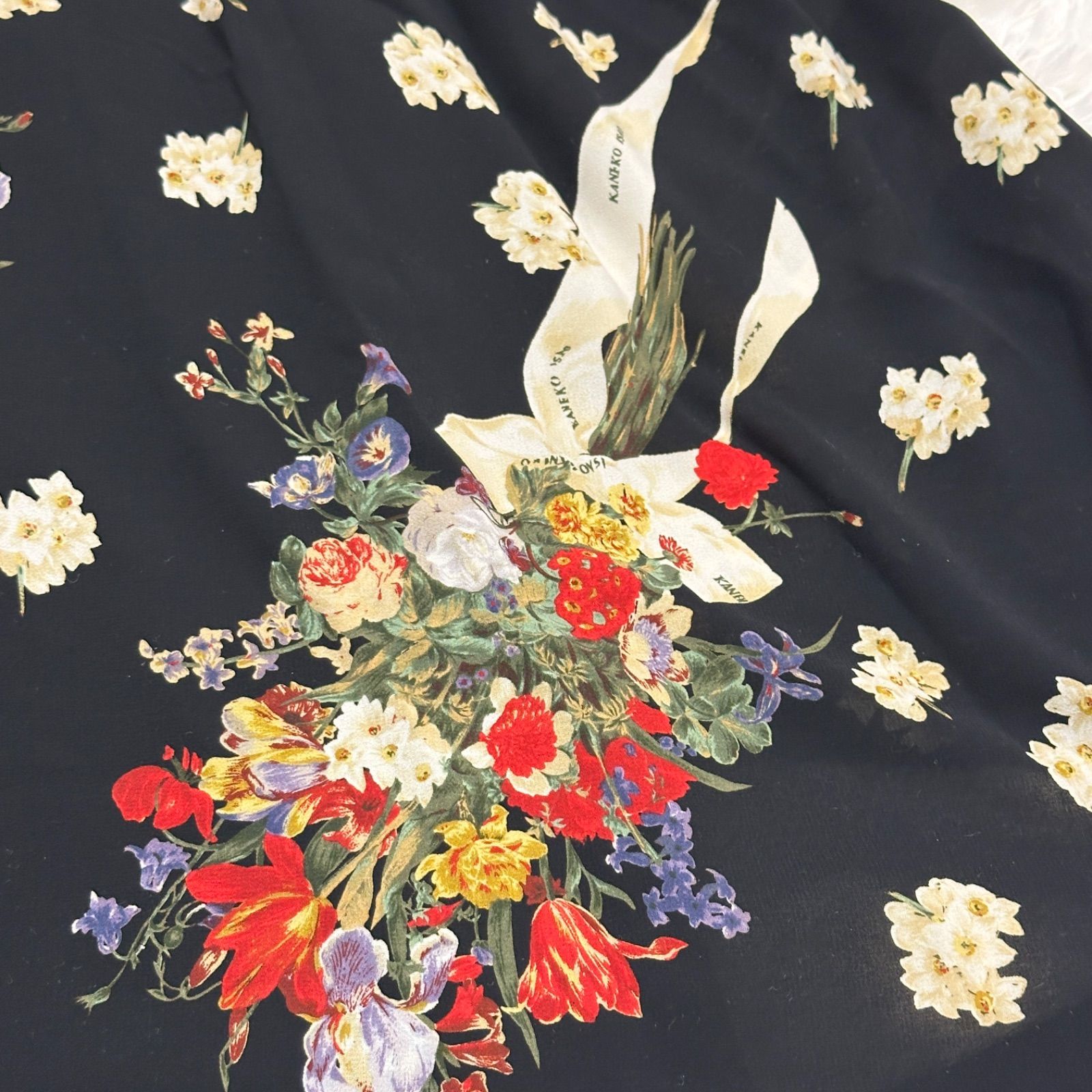 美品】ロングワンピース 花柄 ブーケ柄 WONDERFUL WORD ワンダフル 