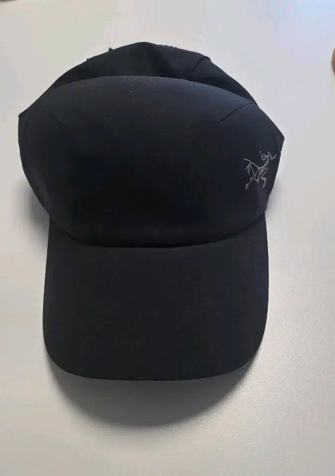 ARC'TERYX アークテリクス ブラック ランニング ベースボールキャップ 出品