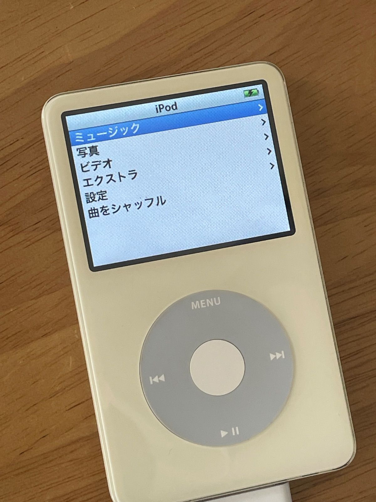 iPod classic 第5世代 30GB ホワイト ほぼ未使用 稼働72h 完動品 箱