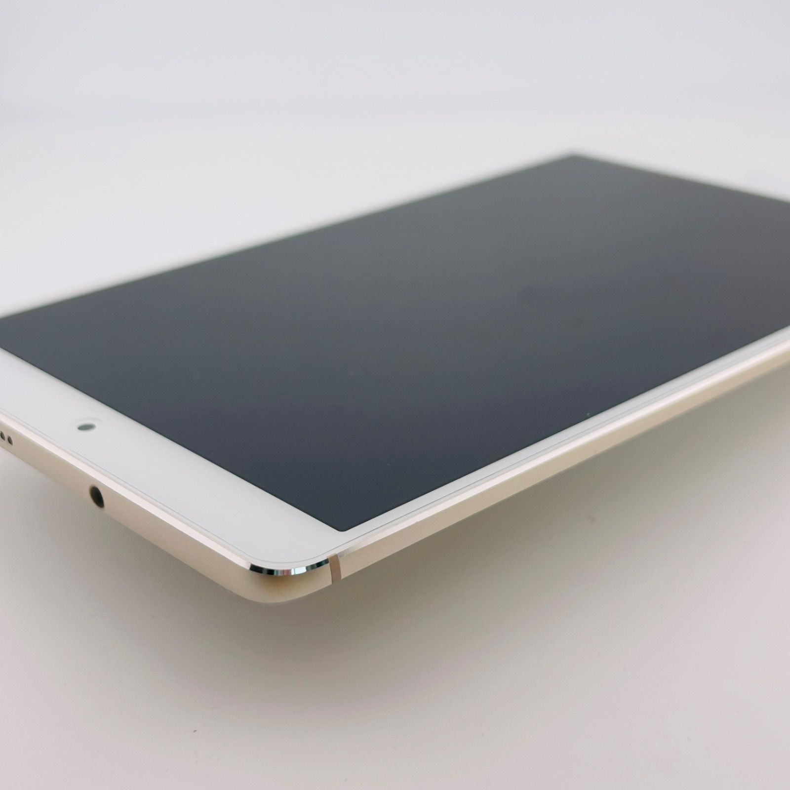 バッテリー良好 dtab Compact d-01J 16GB ゴールド SIMフリー(simロック解除済) 白ロム 中古 本体 動作確認済 【最短送料無料】G5-214