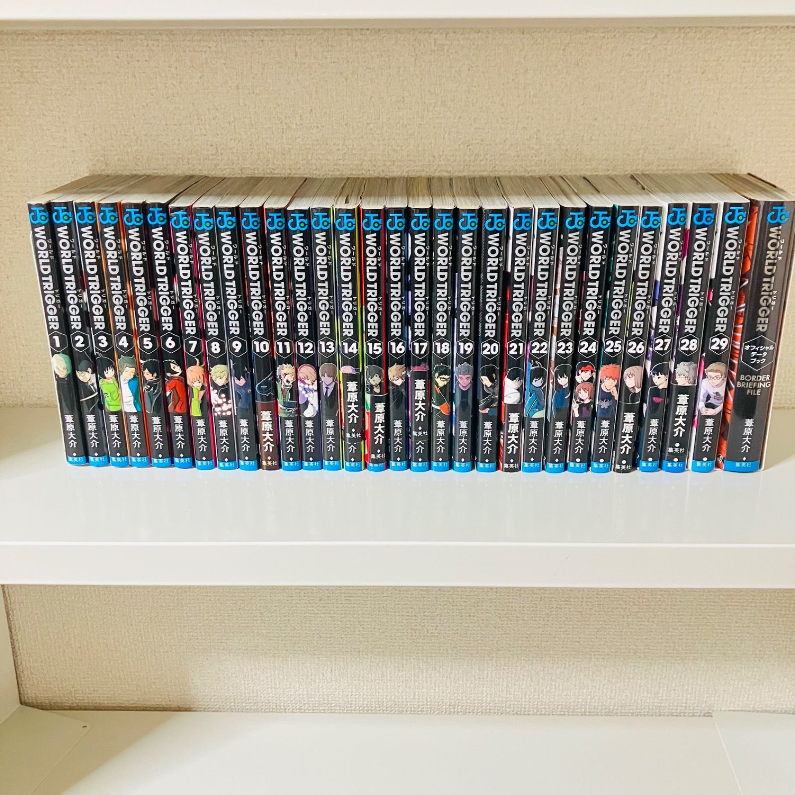 ワールドトリガー 1-29巻セット オフィシャルブック付き - メルカリ
