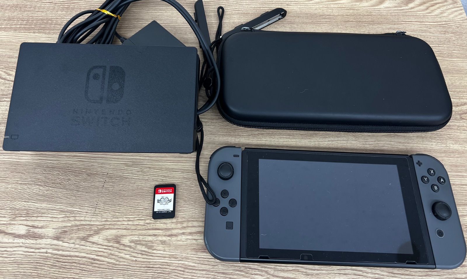 2 【通電動作確認済み】 【初期化済み】 Nintendo Switch 本体 Kingdom