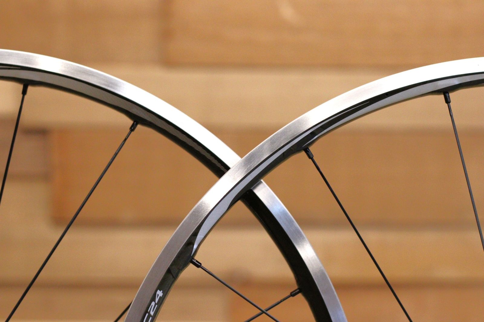 シマノ SHIMANO デュラエース DURA-ACE WH-9000 C24 アルミ カーボン