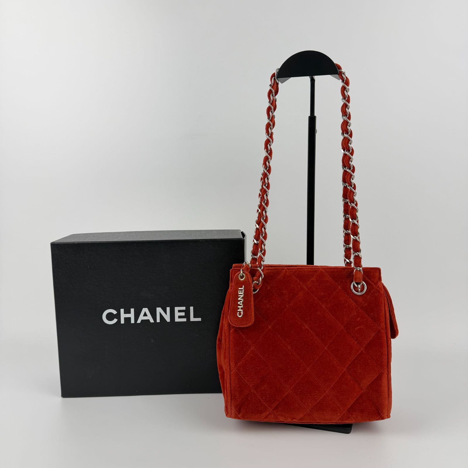 【中古】CHANEL シャネル 小物 マフラー レッド ロゴ レディース＿S06＿s-0027-r06 シャネル ロゴ マフラー カシミヤ レッド A2698783｜中古ブランド品