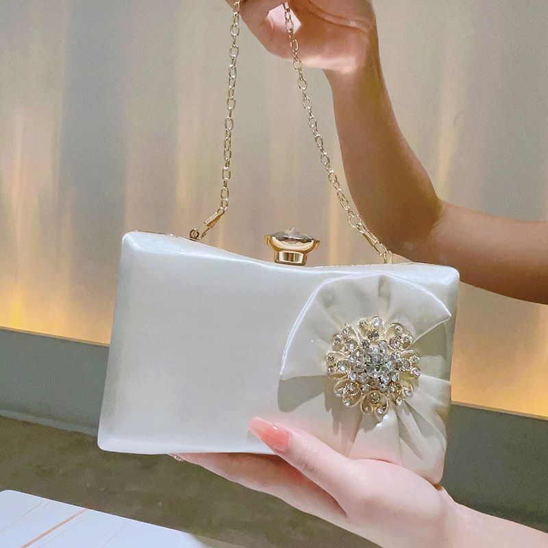 人気商品 パーティーバッグ 結婚式 クラッチバッグ パーティバッグ 入学式 卒業式 フォーマルバッグ 大きめ ブライダル　パーティーバック 鞄 バッグ ベージュ系 サテン ラインストーン 1254