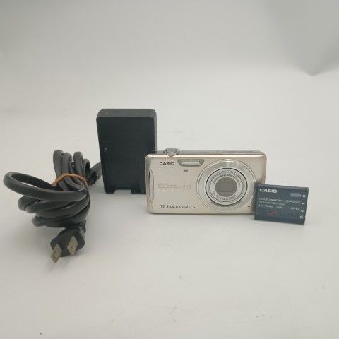 Casio EXILIM EX-Z270 Silver コンパクトデジタルカメラ