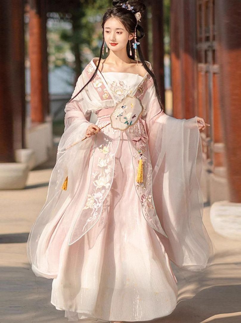 人気商品 HF-336新品 漢服 コスプレ ワンピース　唐装　仙女服 中華風 コスプレ衣装 刺繍 可愛 民族風 制服 女装 舞台衣装 キャラクター衣装 学園祭 文化祭 雰囲気 お呼ばれ イベント 大人 舞台 新年会