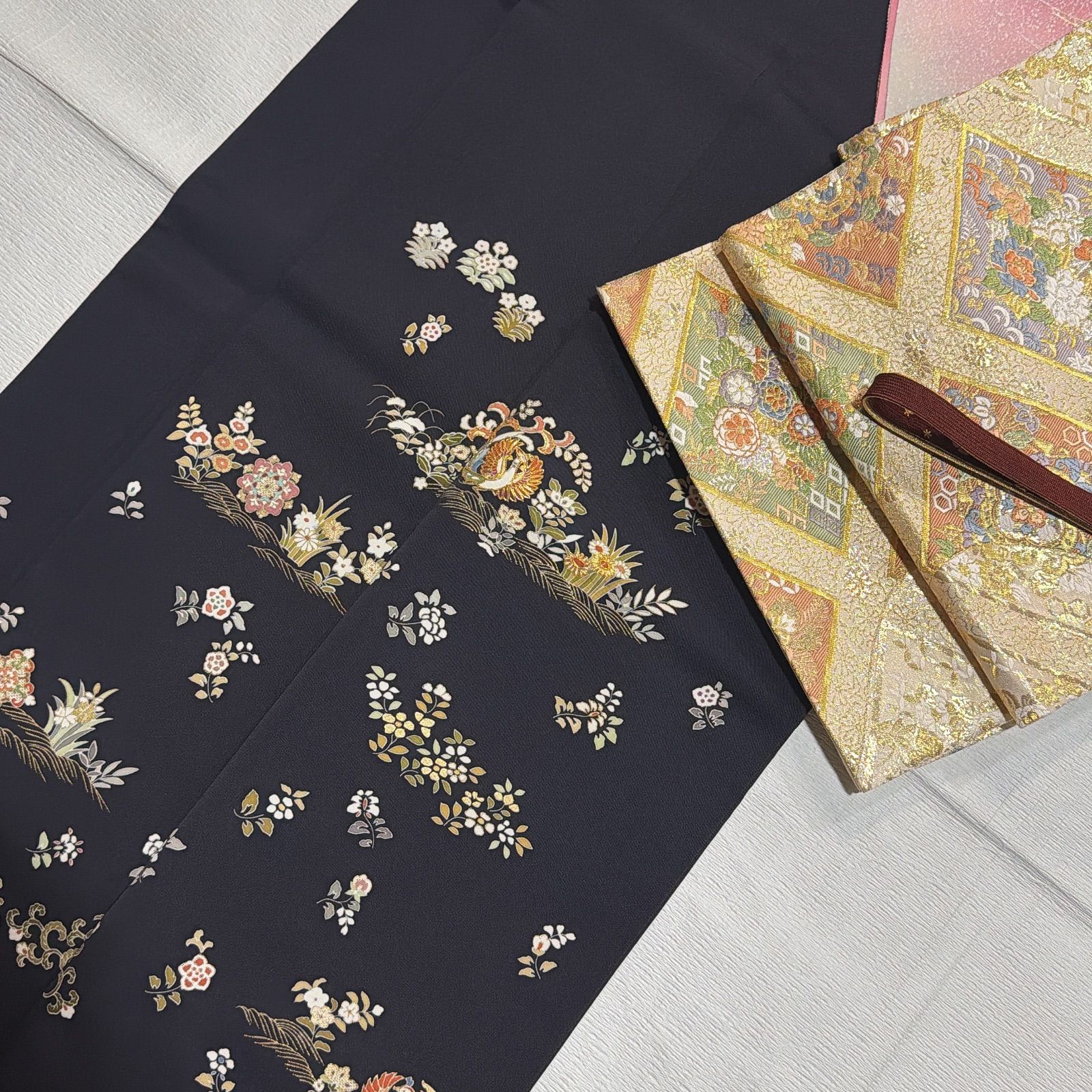 訪問着 鳳凰 金駒刺繍 正絹 濃紫 フルセット - メルカリ